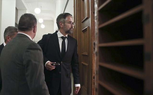 Πώς αντιδρούν Ν.Δ. - ΣΥΡΙΖΑ