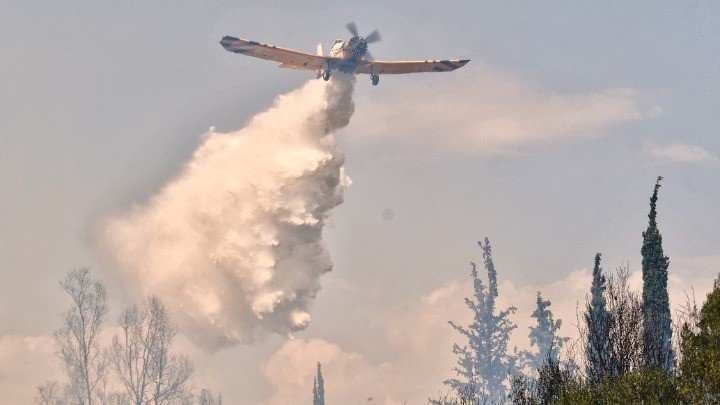 Καλύτερη εικόνα στα πύρινα μέτωπα