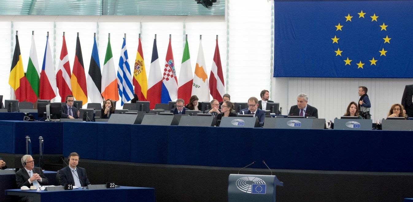 Κρας τεστ τον Ιούλιο µε τους δανειστές