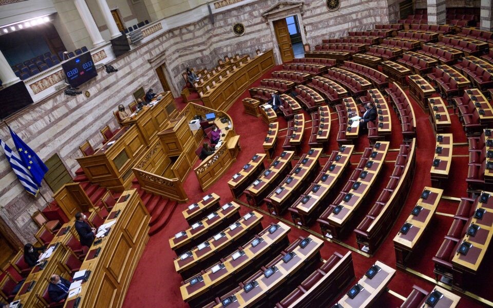 Ξεκινάει σήμερα η διαδικασία της "μάχης" στη Βουλή