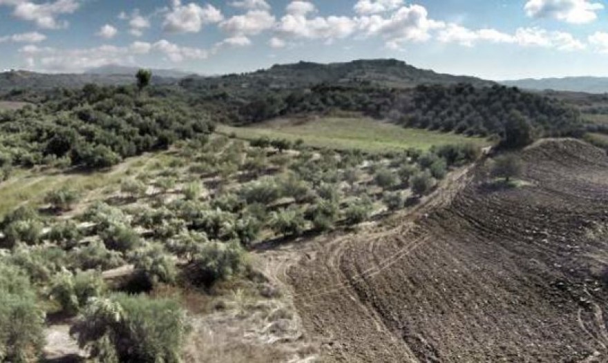 Αναζητώντας απαντήσεις για χιλιάδες αντιρρήσεις