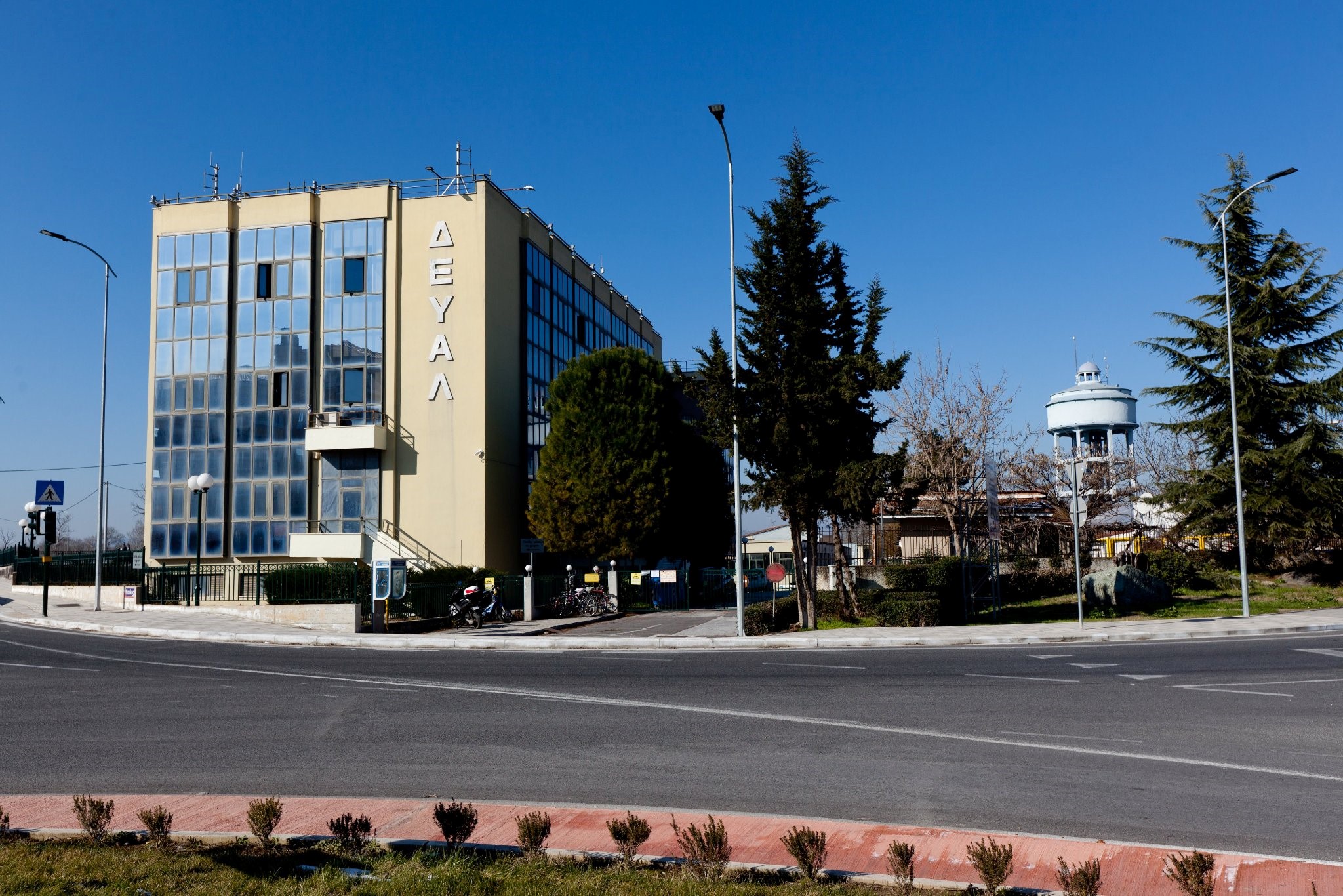 Ανέπαφο το δίκτυο της ΔΕΥΑΛ στο σύνολό του