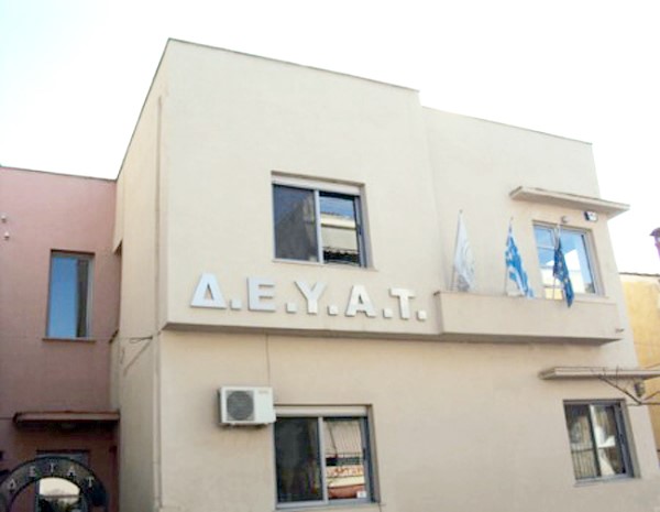 Aντικαθιστά τους παλιούς αγωγούς στο δίκτυο της πόλης
