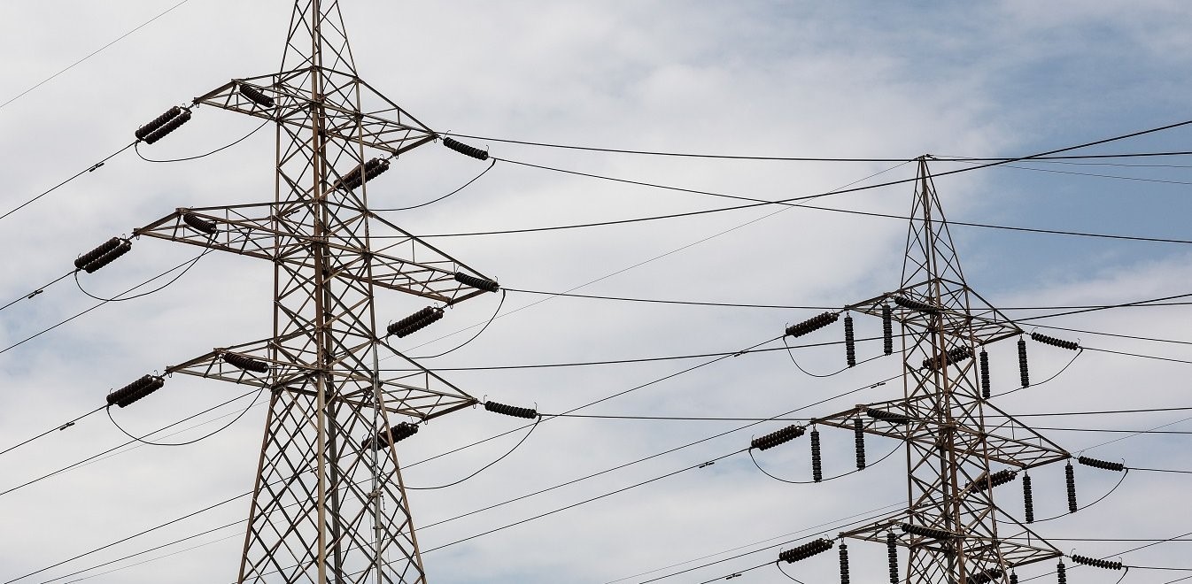 Ασυντήρητο 10 χρόνια το δίκτυο της ΔΕΗ στα παράλια