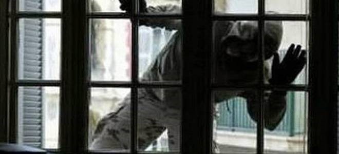 Διαρρήκτης ζογκλέρ ρήμαζε σπίτια