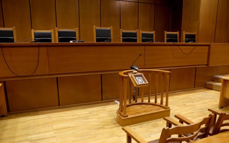 Καταδικάστηκε 37χρονος για οπλοφορία