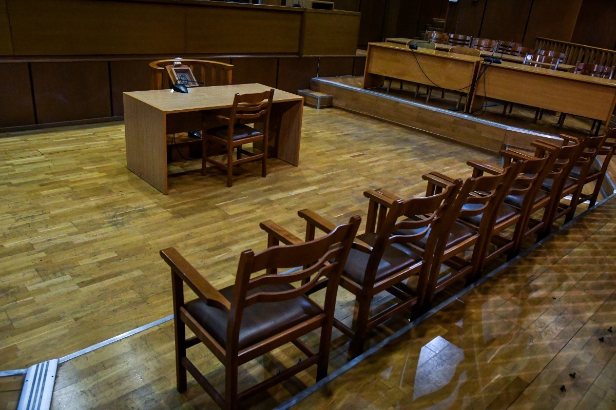 Υπόθεση δωροληψίας και δωροδοκίας στο λιμάνι