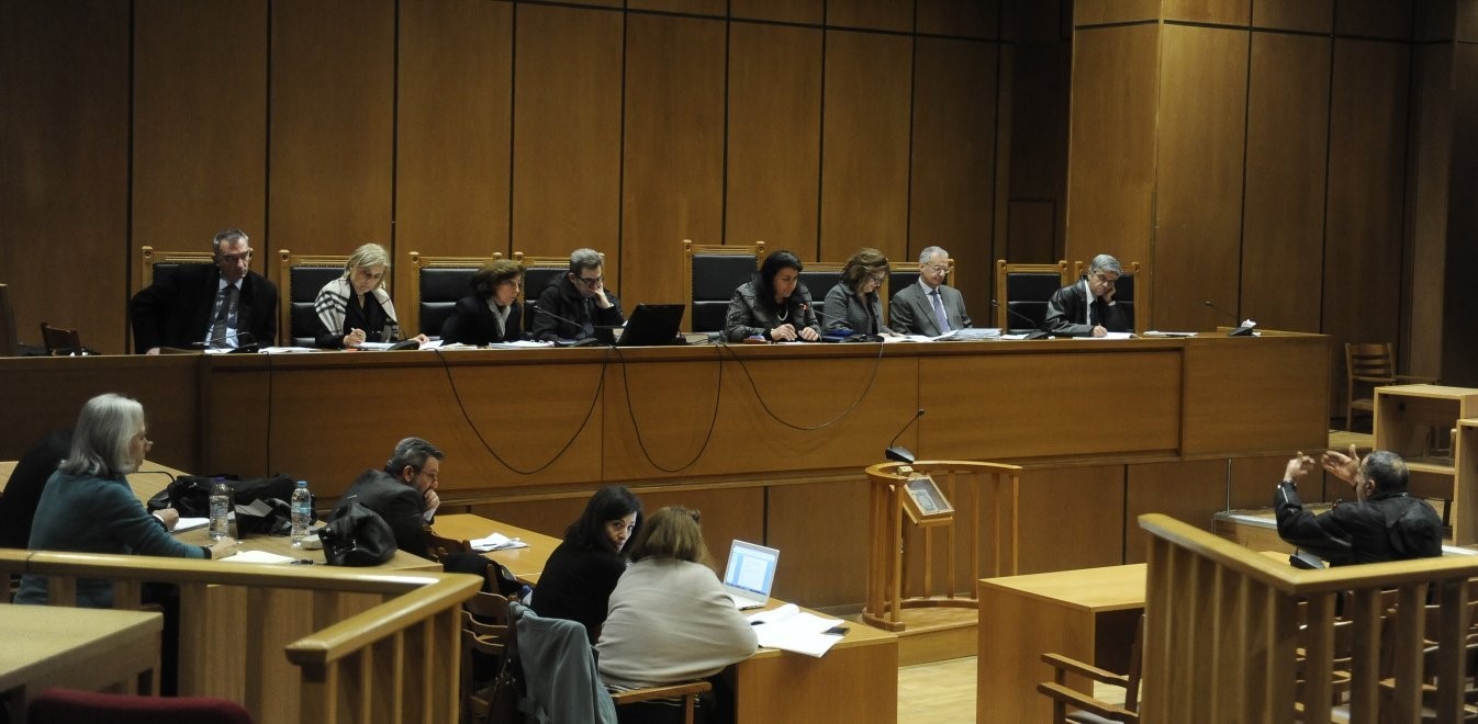 Την άλλη εβδομάδα οι απολογίες των πρώην βουλευτών