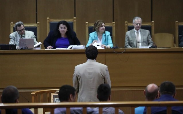 Άρχισαν οι απολογίες των κατηγορουμένων