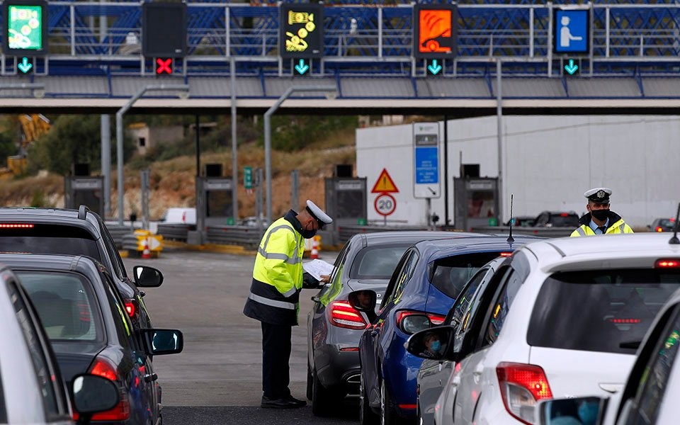 Εντατικοί έλεγχοι σε ΚΤΕΛ, λιμάνια και εθνικές οδούς