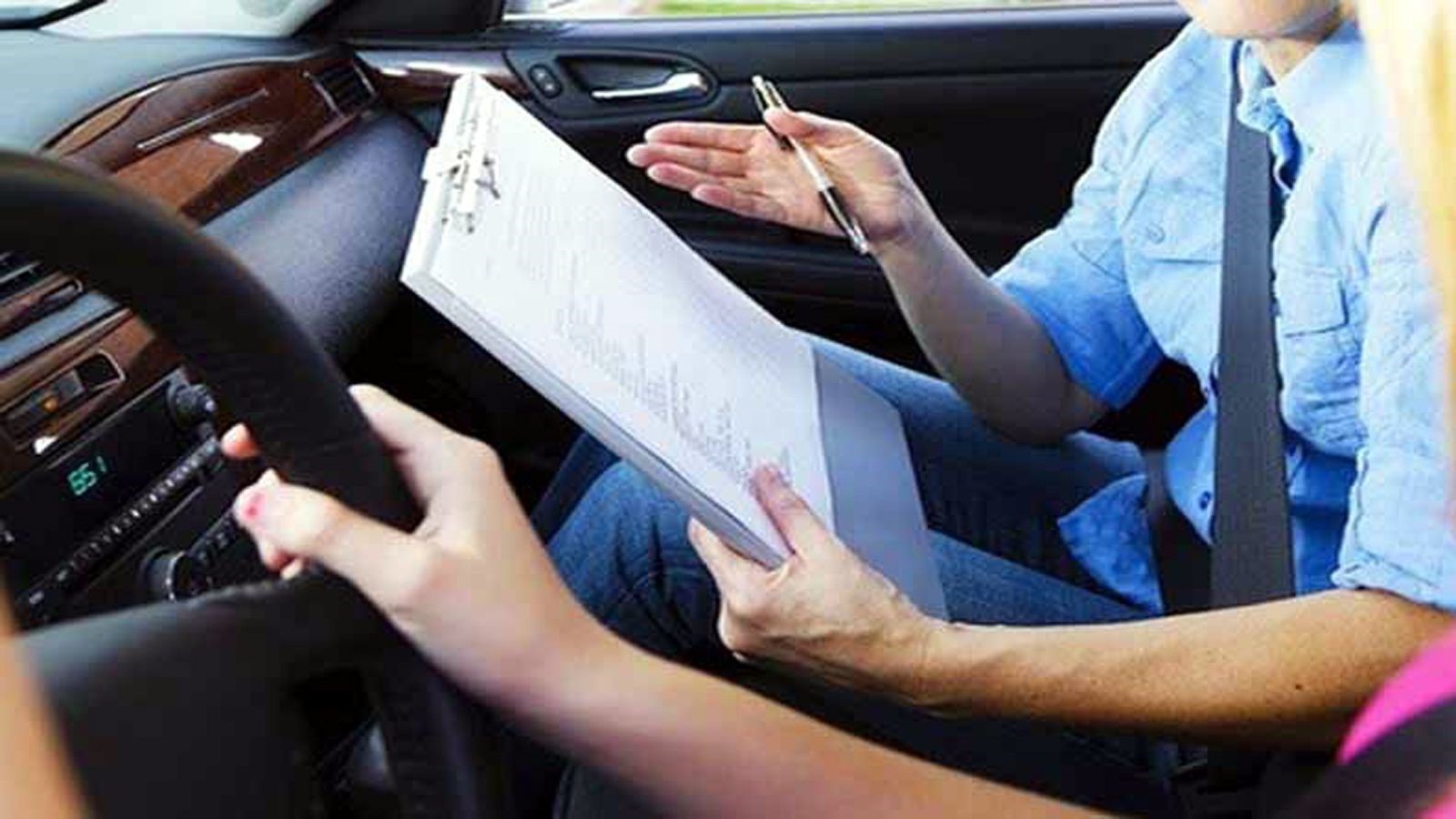 Στην αναμονή 5 μήνες για τη θεωρητική εξέταση