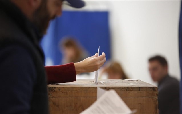 Συσπείρωση και αναποφάσιστοι κρίνουν τη διαφορά
