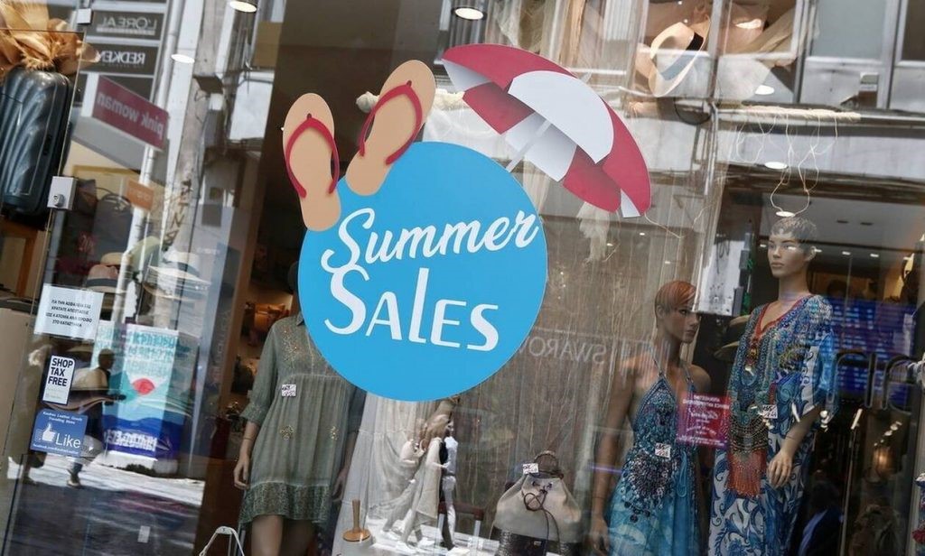 Tελευταίο δεκαήμερο των εκπτώσεων