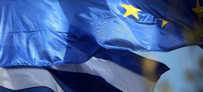 Eπιμένει στη μείωση του αφορολόγητου