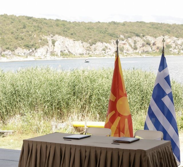 Ξήλωσαν 105 κολώνες οριογραμμής