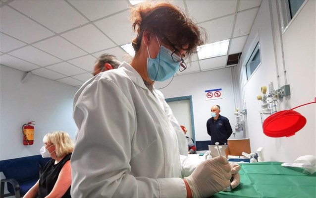 Ο Κυρ. Μητσοτάκης προτείνει πιστοποιητικό εμβολιασμού