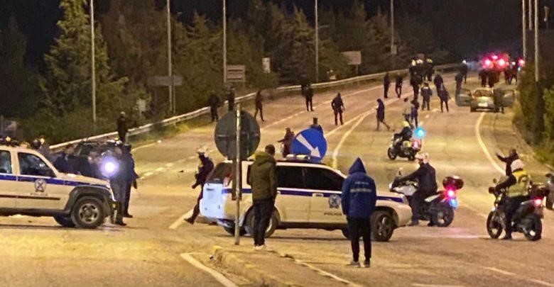 Στο αυτόφωρο οι οπαδοί της ΑΕΛ για τα επεισόδια
