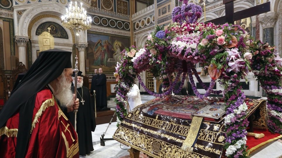 Πώς θα πάμε στην εκκλησία, τι μέτρα θα ισχύσουν στον Επιτάφιο