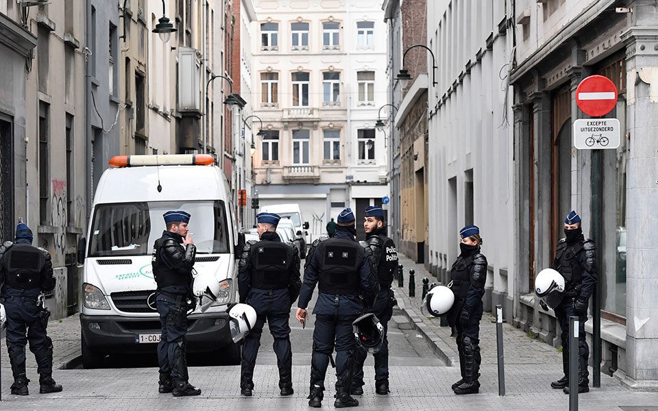 Επίθεση με μαχαίρι σε σταθμό του μετρό