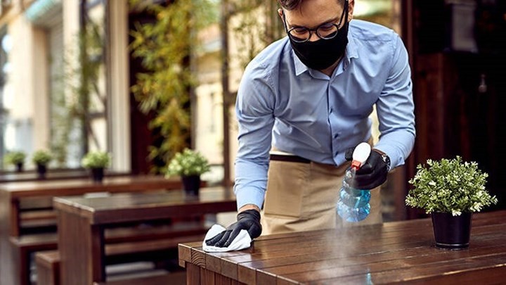 "Μόνο για ανεμβολίαστους τα όποια περιοριστικά μέτρα"