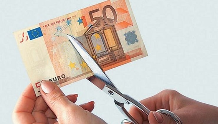 Ο πληθωρισμός εξανεμίζει τον μισθό