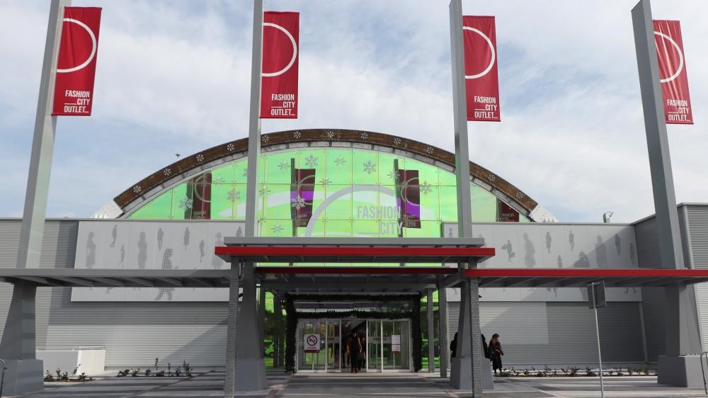 Aνοιξε τις πύλες του το Fashion City Outlet