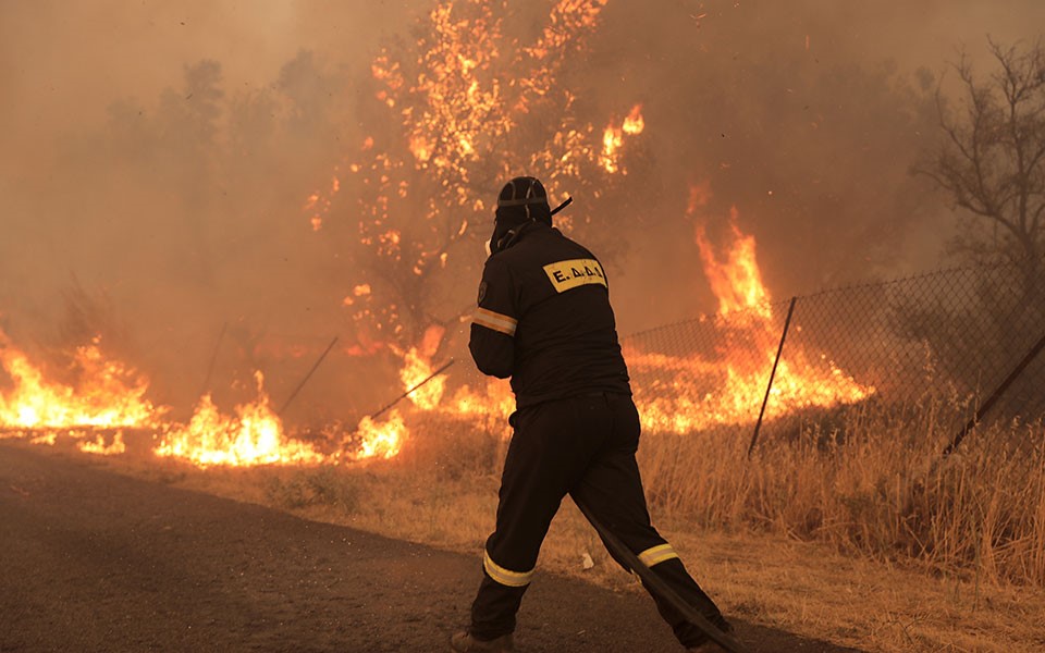 Απομακρύνθηκαν οι περισσότεροι εγκλωβισμένοι