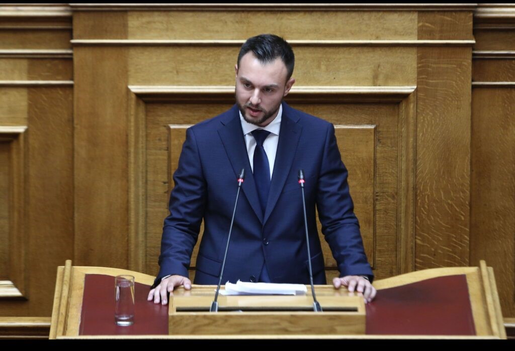 Ανεξαρτητοποιήθηκε ο βουλευτής Λάρισας Κ. Φλώρος