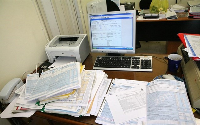 Εκπνέει η προθεσμία υποβολής τους