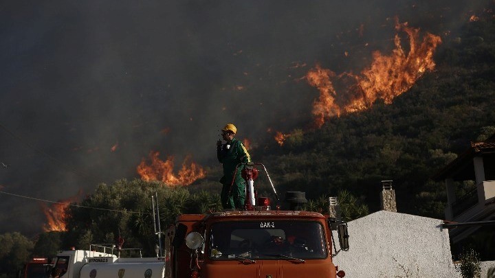 Ισχυρές δυνάμεις συνεχίζουν να επιχειρούν σε όλα τα μέτωπα