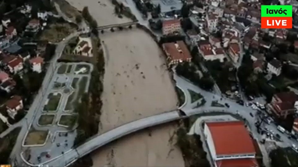 Οι καταστροφές στο Μουζάκι Καρδίτσας από ψηλά