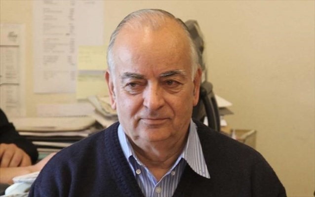 Πέθανε ο Γιάννης Θεωνάς