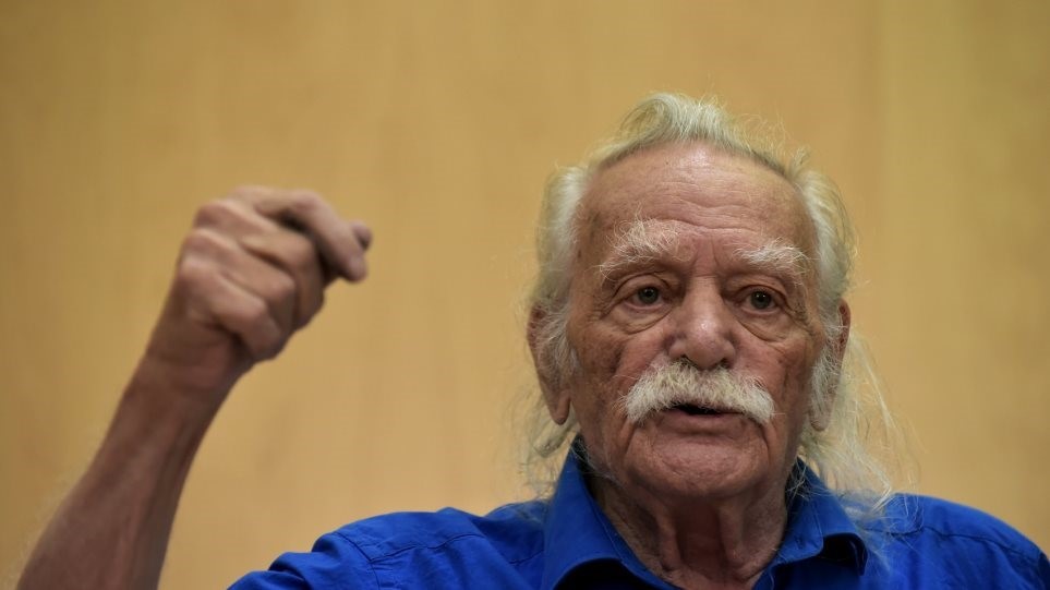 Πέθανε ο αγωνιστής της Αριστεράς Μανώλης Γλέζος