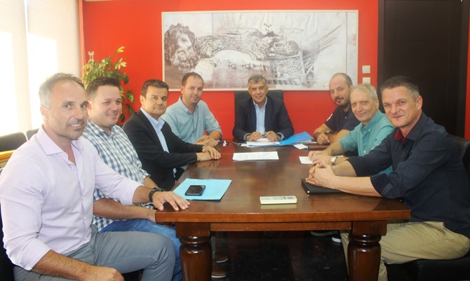 Eργασίες συντήρησης στο δρόμο Ροδιά – Γόννοι