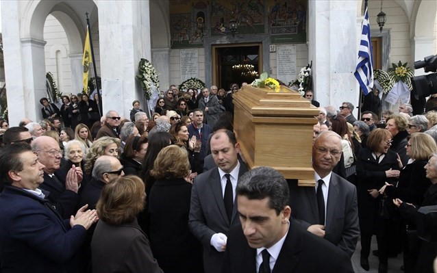 Τελευταίο «αντίο» στη Νίκη Γουλανδρή