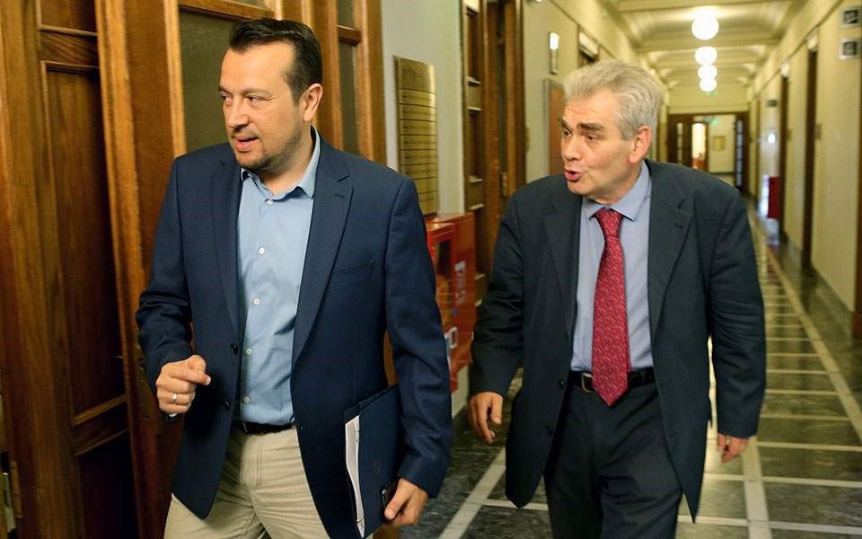 Πολιτική θύελλα μετά τις καταγγελίες κατά Παπαγγελόπουλου