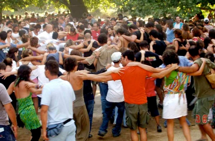 Τέλος συναυλίες, πανηγύρια