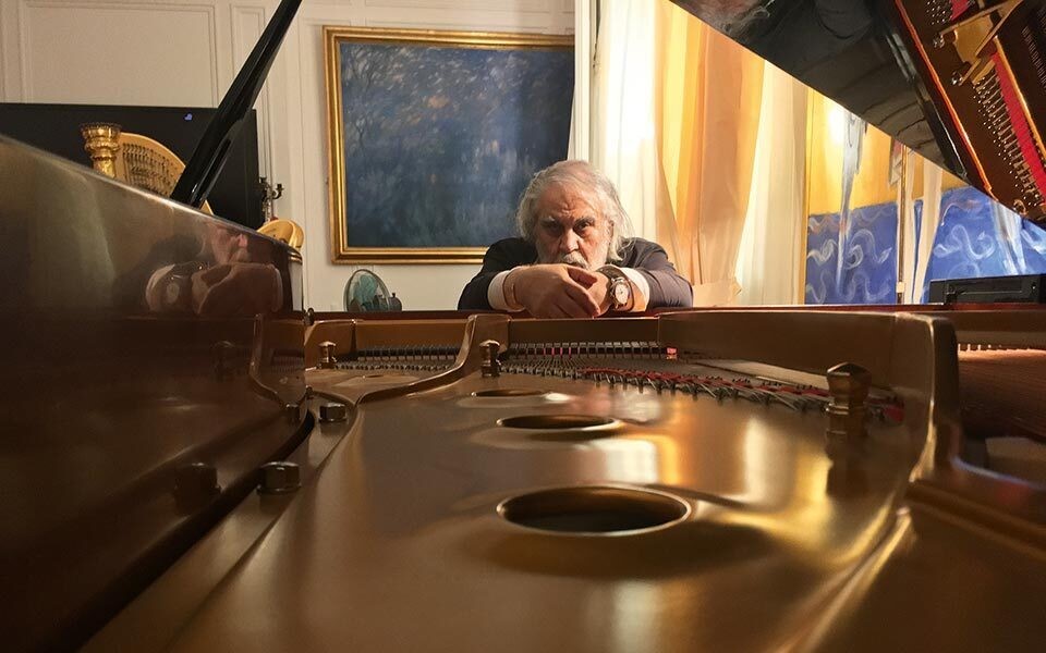 Στο Παρίσι το τελευταίο αντίο στον μεγάλο συνθέτη