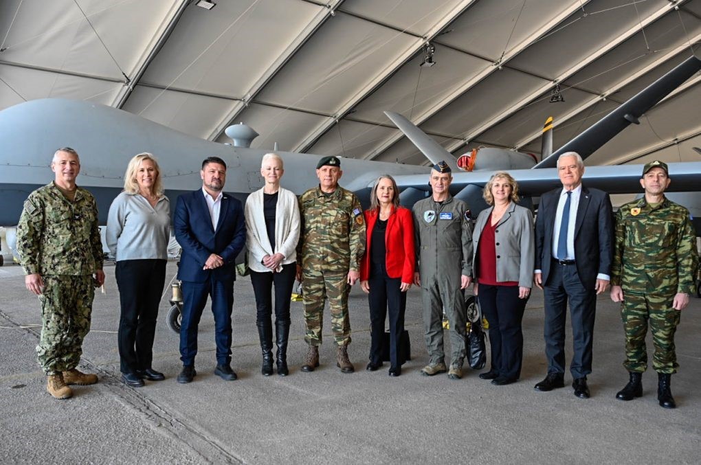 Αντιπροσωπεία του υπουργείου Άμυνας των ΗΠΑ στη Λάρισα