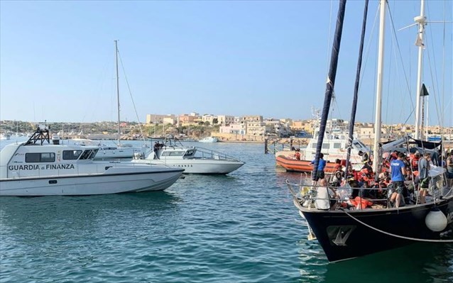 Στη Λαμπεντούζα οι διασωθέντες του Alex