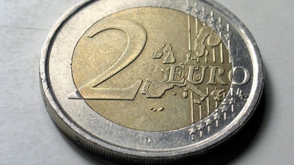 Προσοχή! Γέμισε η αγορά με ψεύτικα 2ευρα από το Μαλάουι 