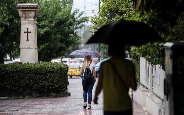 Βροχές και καταιγίδες σήμερα