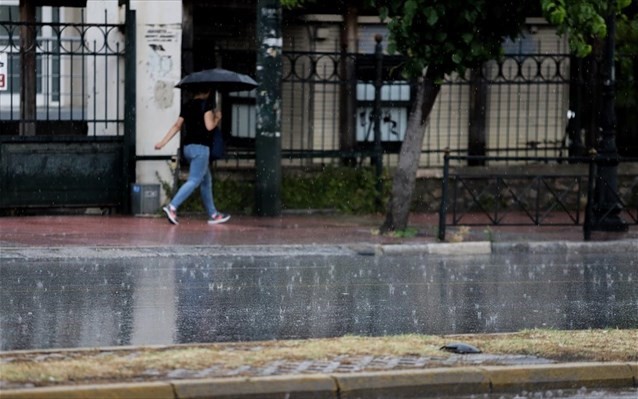 Ισχυρές βροχές και χαλαζοπτώσεις στη Βόρεια Ελλάδα
