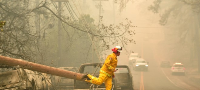Στους 83 οι νεκροί των πυρκαγιών