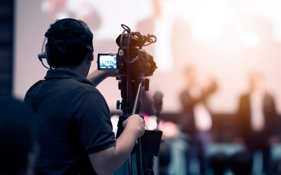 Τα ύποπτα εμβάσματα που κινητοποίησαν τις αρχές