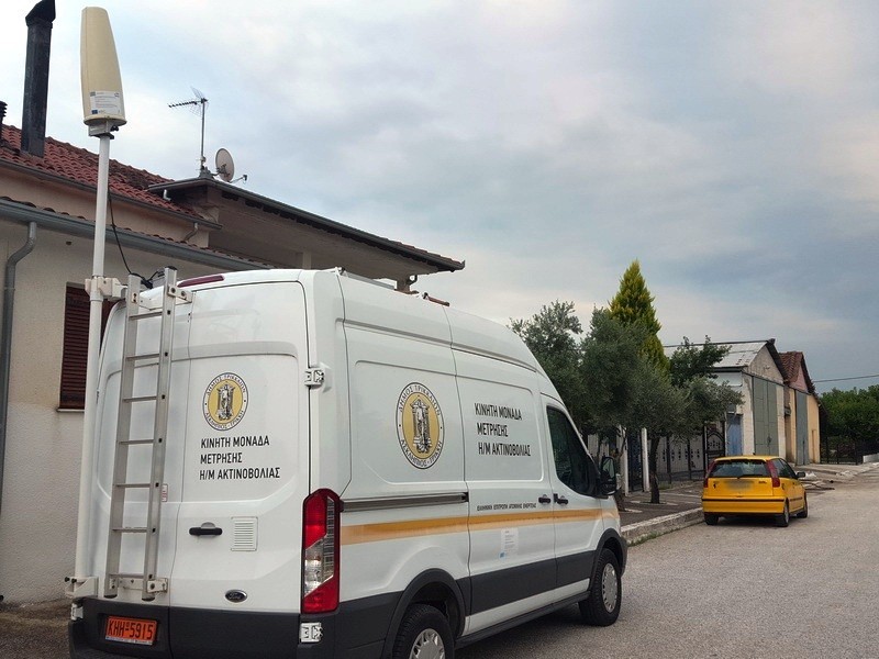 Στις Καρυές συνεχίζονται οι μετρήσεις ακτινοβολίας