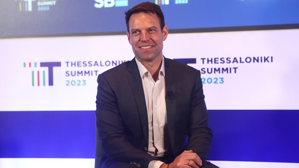 Κι αν φύγουν οι σαραντάρηδες, θα φέρω άλλους