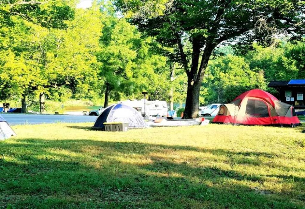 Συναγερμός στην Καβάλα - 16 κρούσματα σε κατασκήνωση