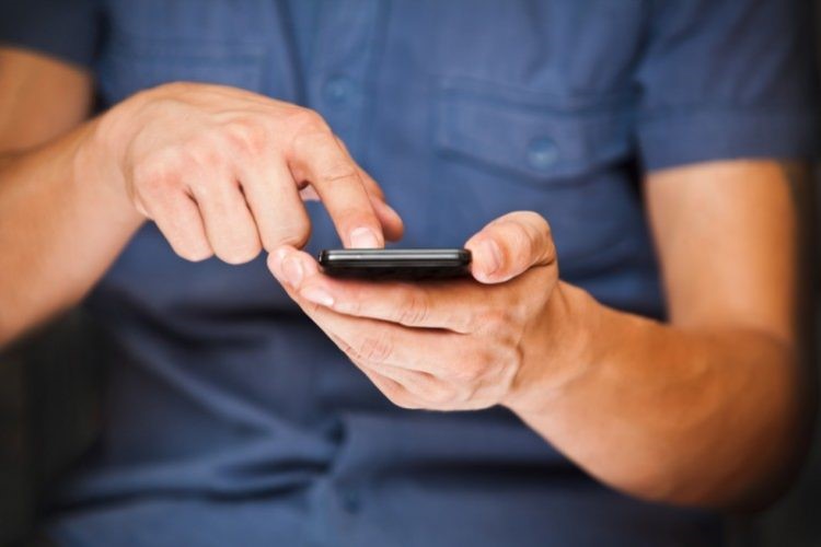 Απατεώνες τηλεφωνούν σε Τρικαλινούς επιχειρηματίες