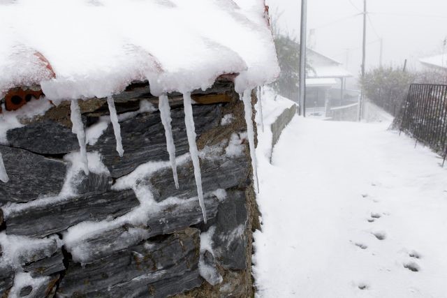 Έως και 13℃ έπεσε η θερμοκρασία στη βόρεια Ελλάδα 